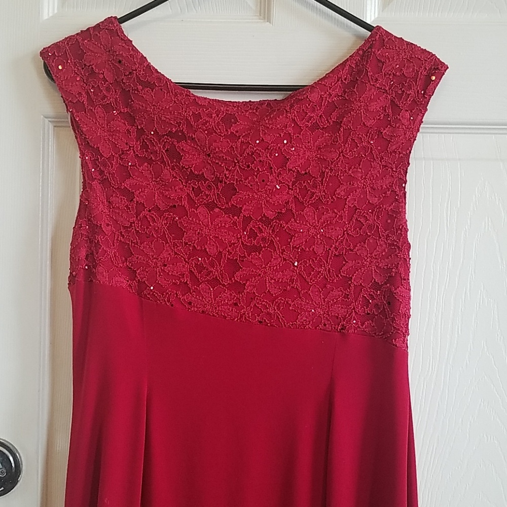 Dress - Picture 4 of 7